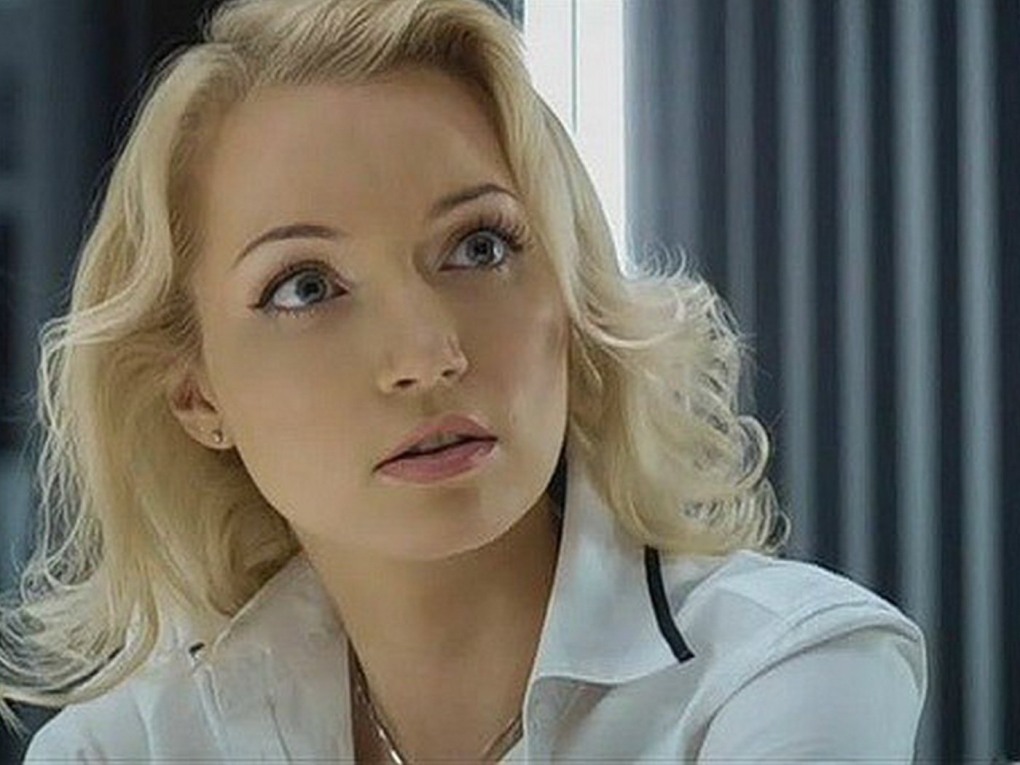 Полина стриптизерша физрук