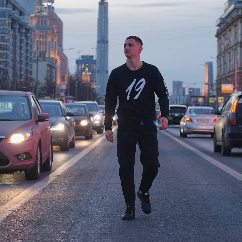 Михаил Литвин блоггер голый