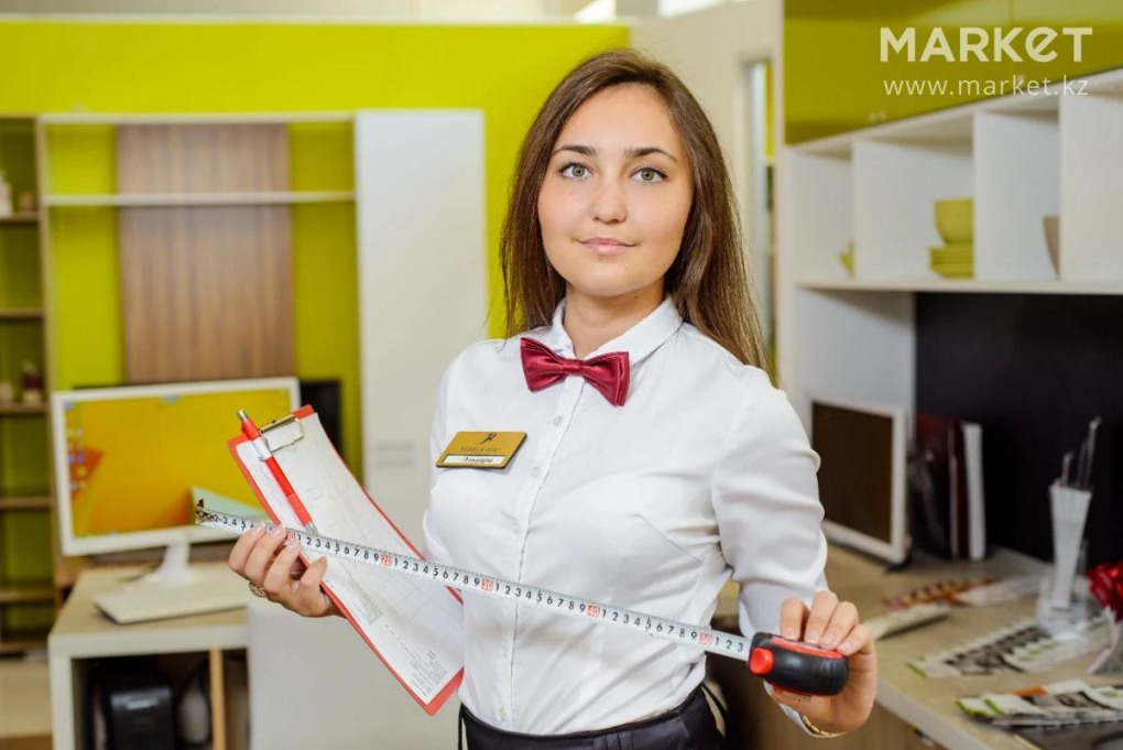 Продавец в мебельный салон