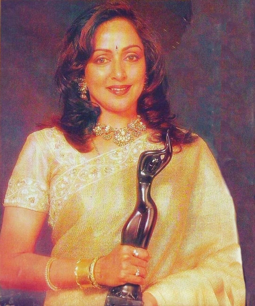 Actress Tabu fake Boobs nude desi actress