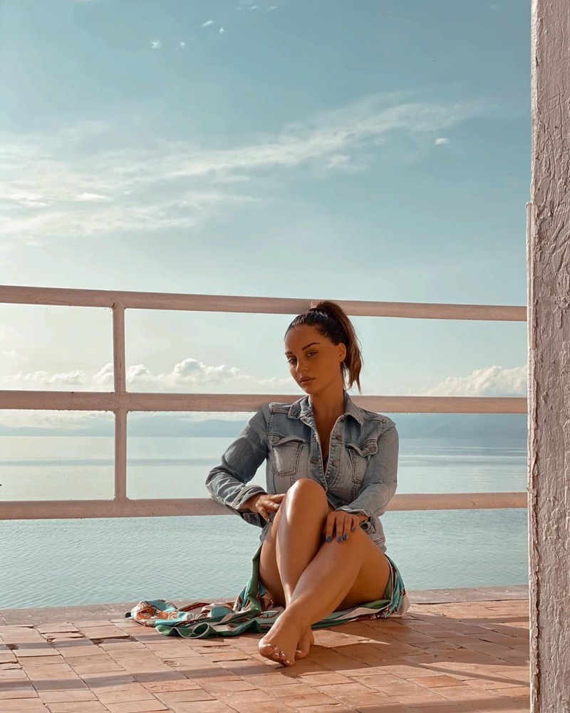 Jannabutulyan горячие