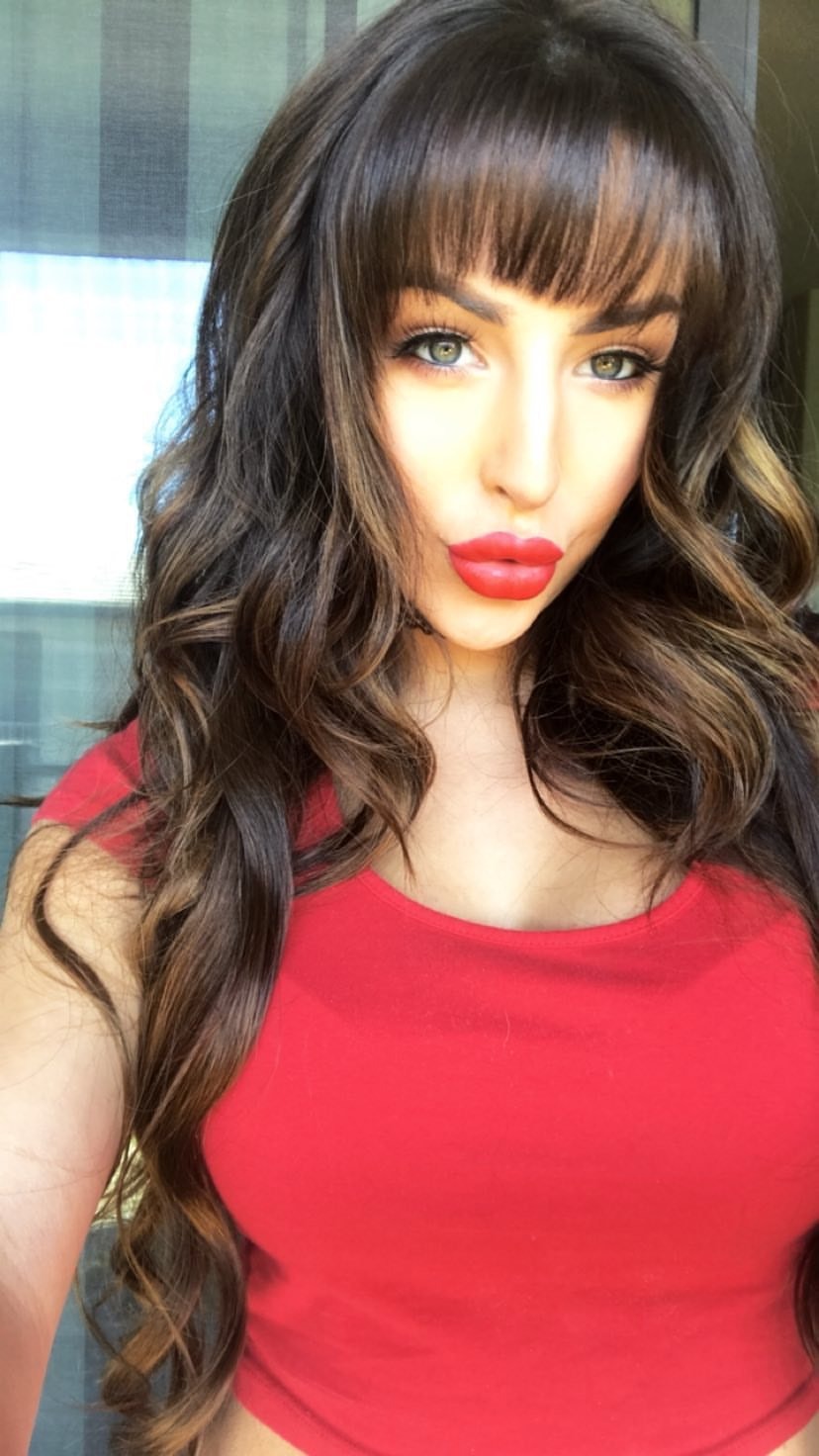 Модель Катя Карвальо