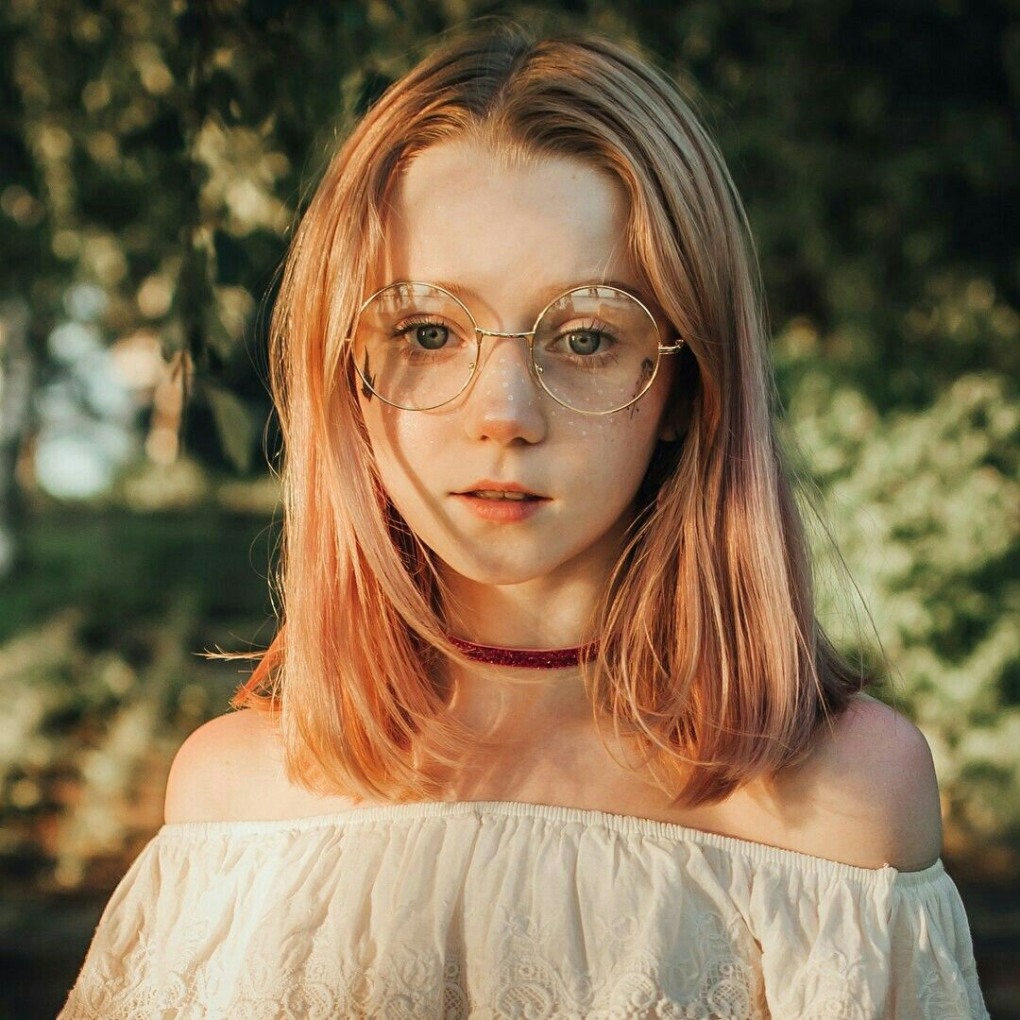 Ангелина Лин 18