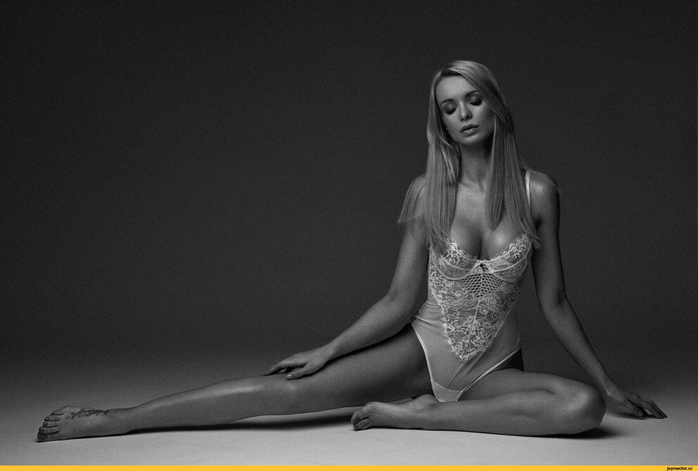 Ekaterina Enokaeva ножки