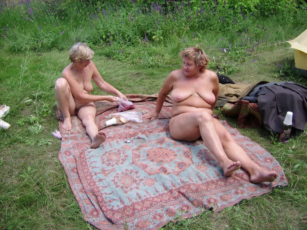 Зрелые старые нудистки