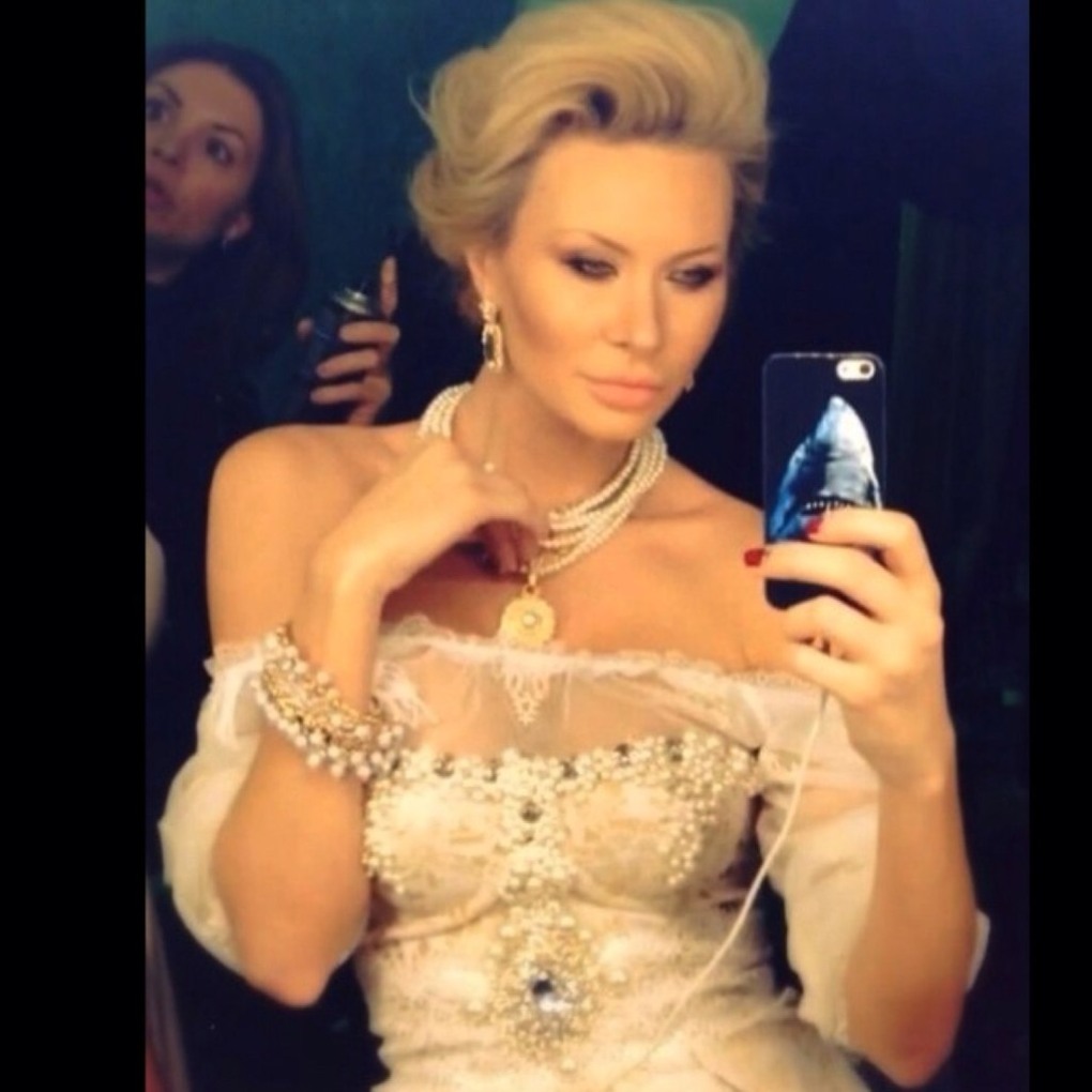 Элина Камирен горячие