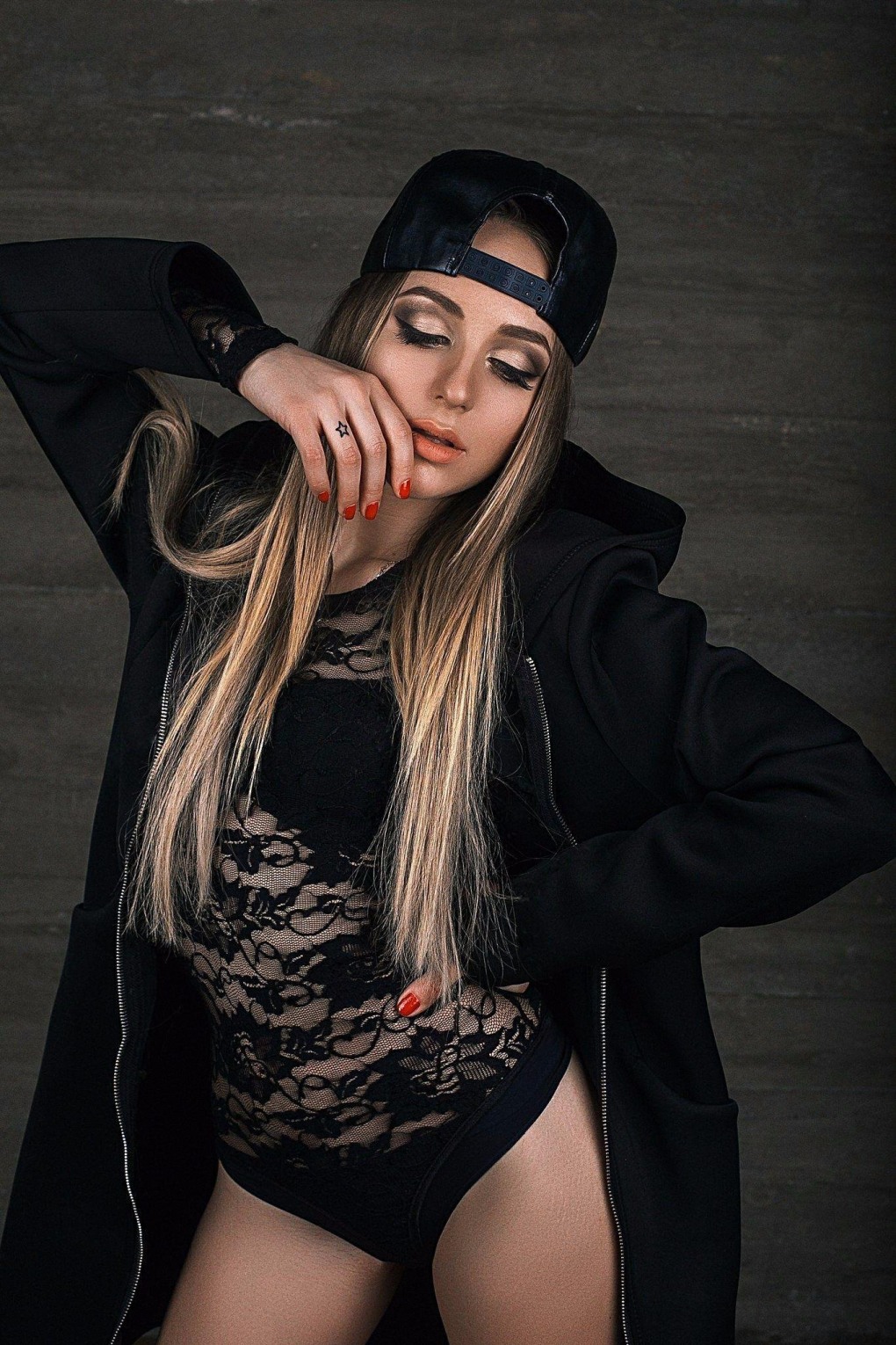 Виктория Далл