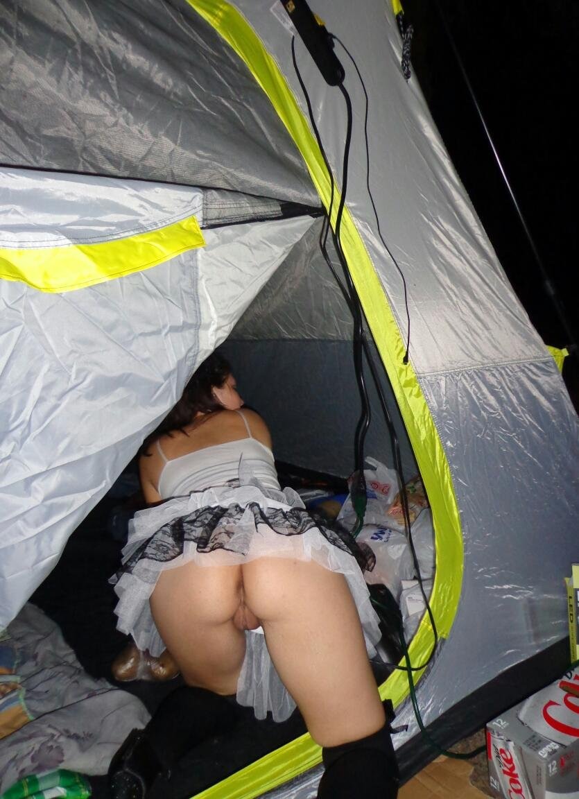 Голые девки засветились