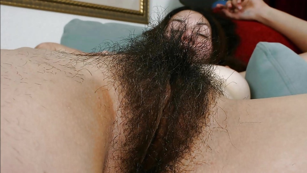 Тиффани волосатые сиськи sex