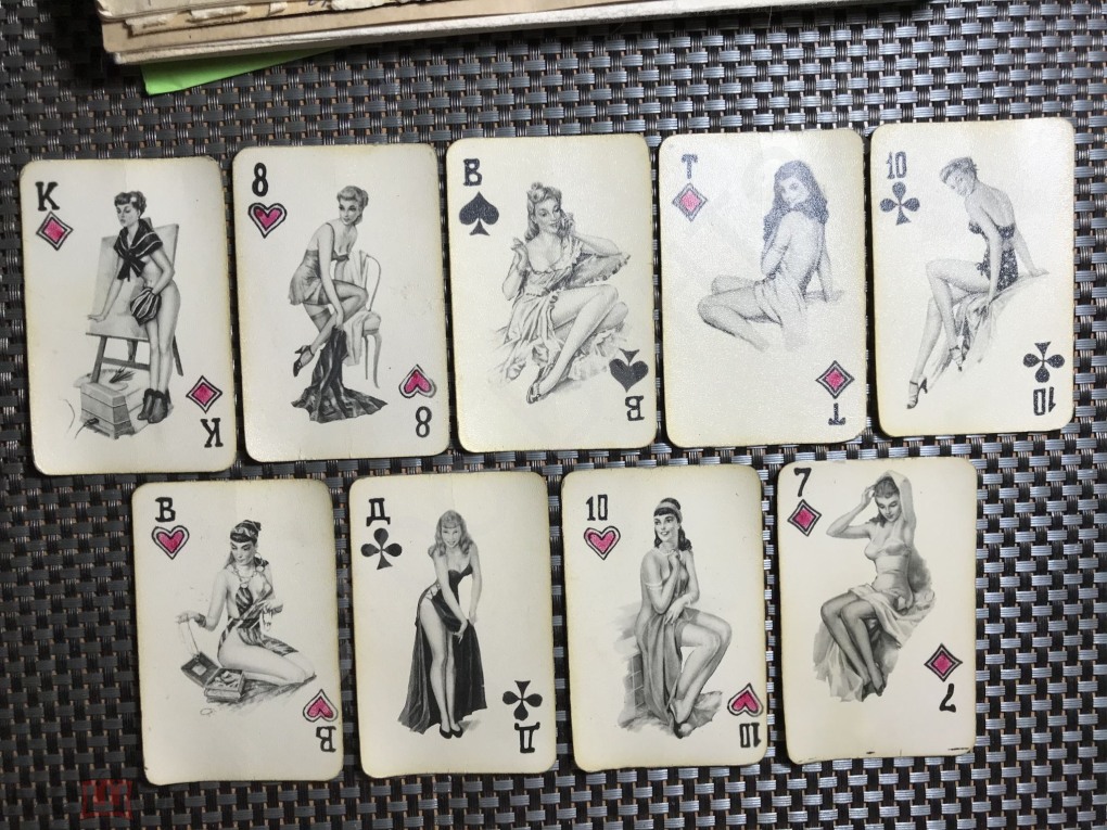 Старые игральные порнокарты