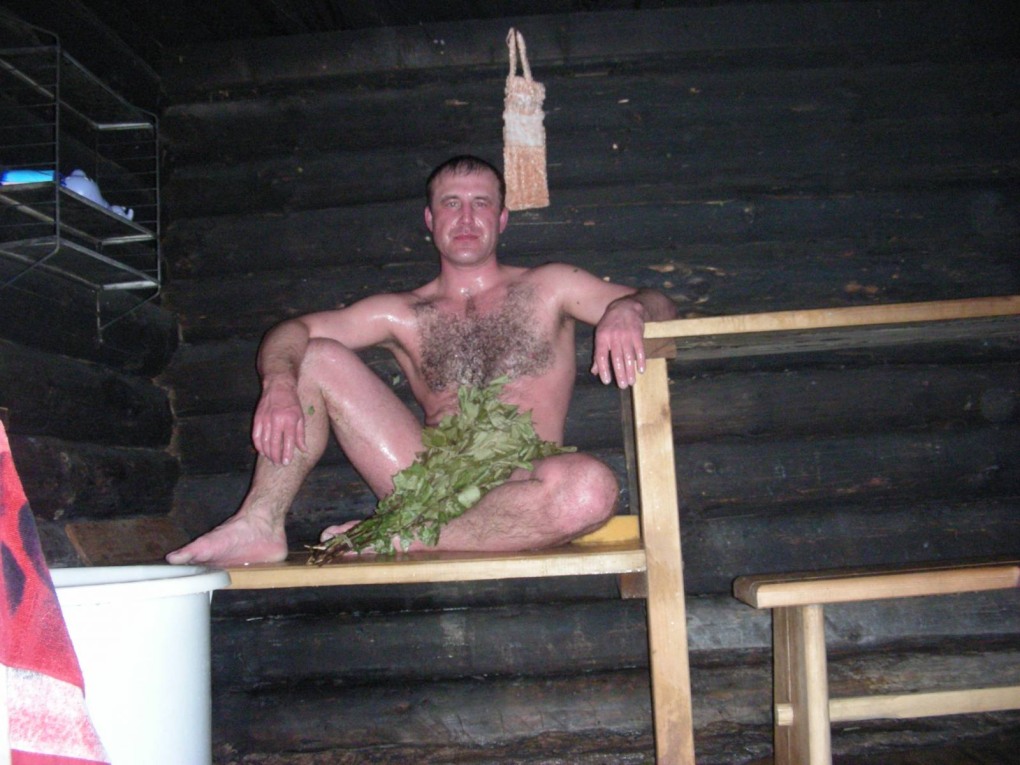 Голые женщины с голыми мужиками