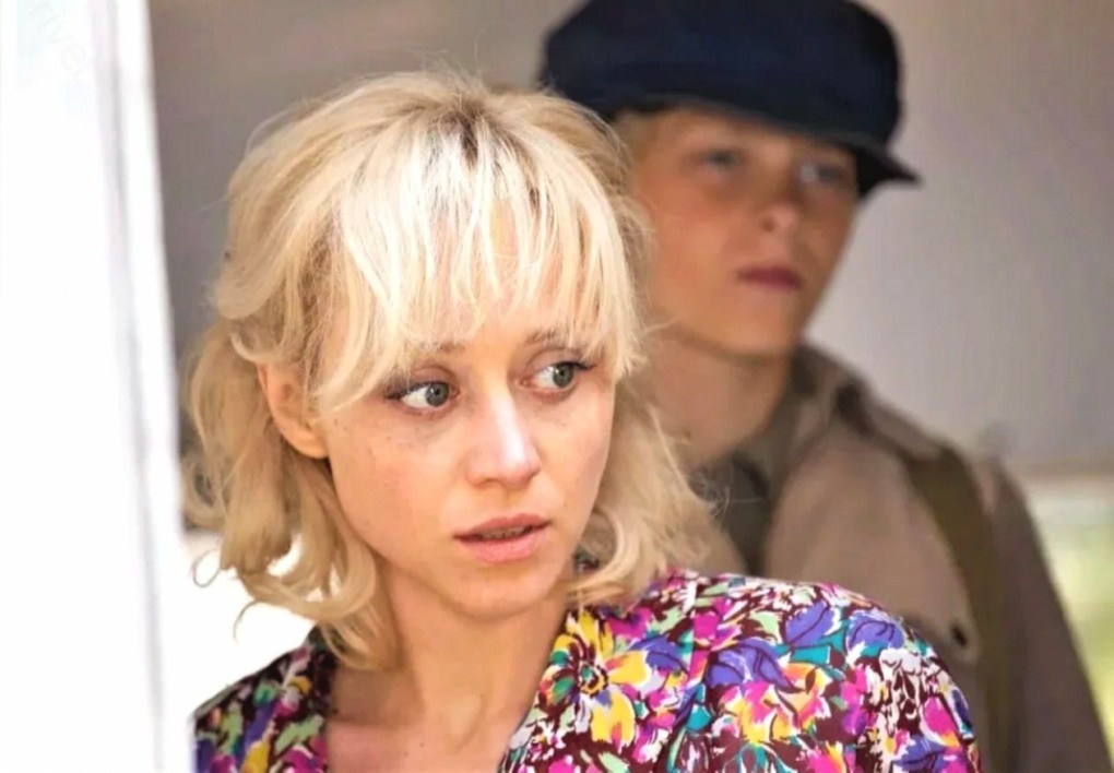 Дарья Волга ноги