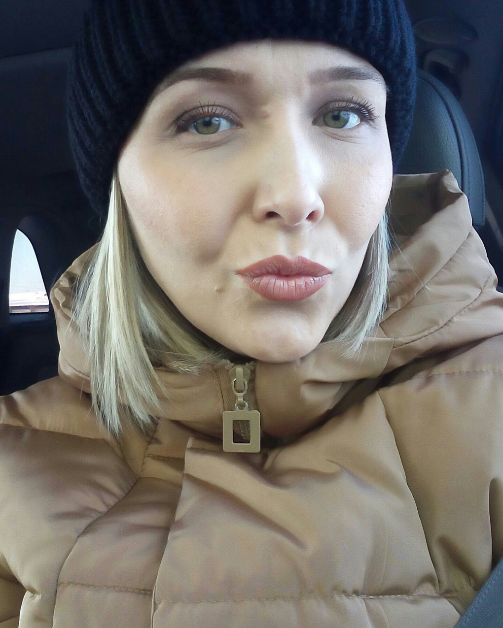 Кристина Агилера на пляже