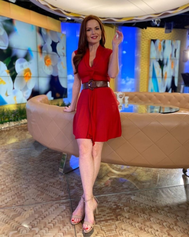 Светлана Абрамова ведущая Максим