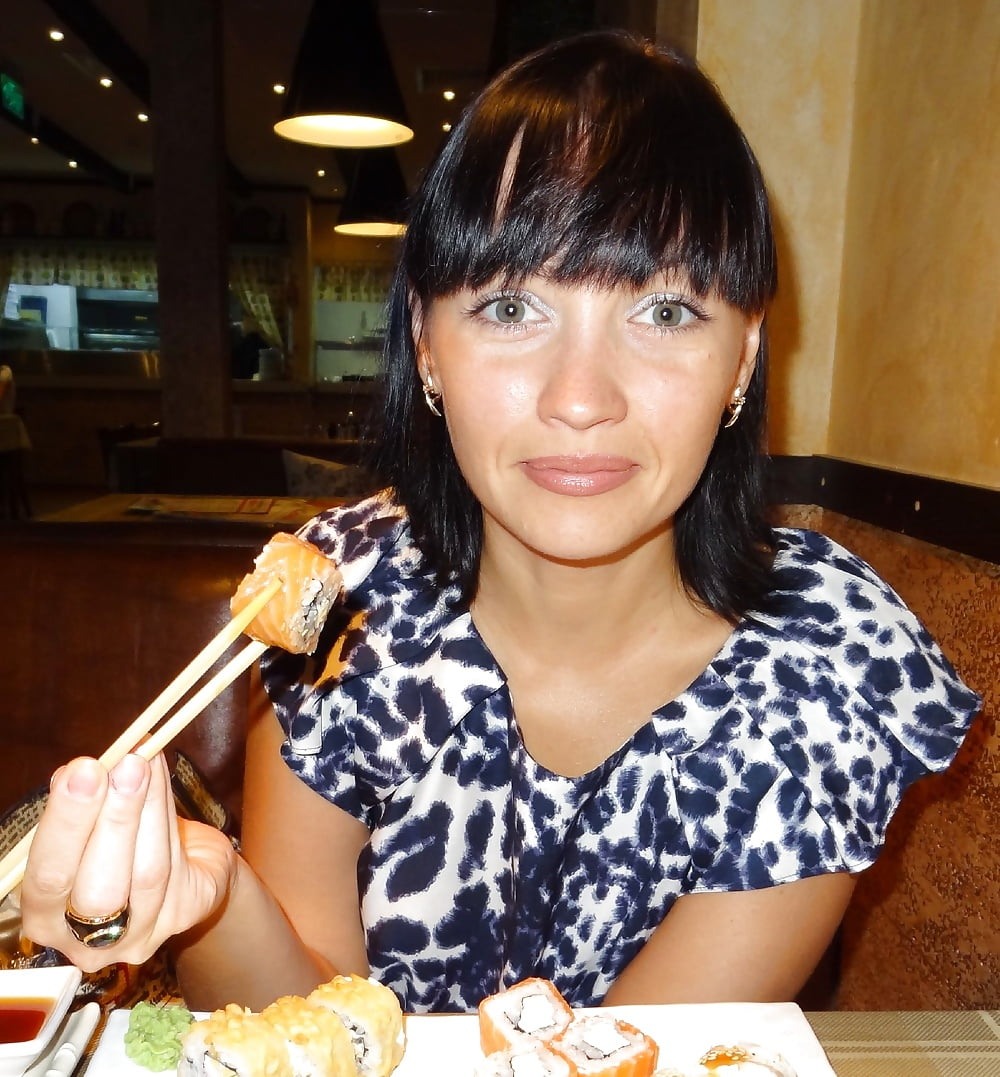 Лена Лялькина в купальнике