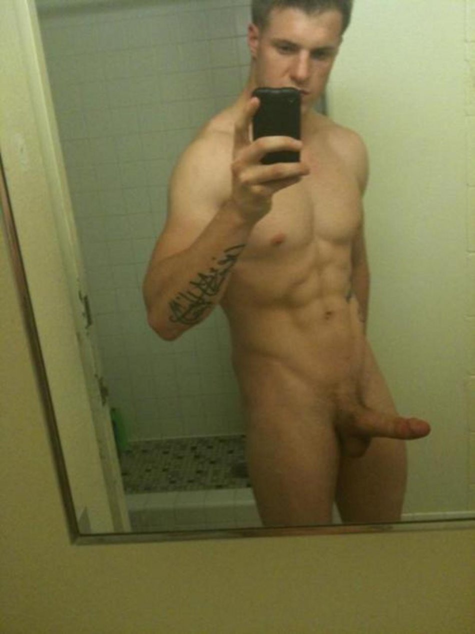 Dick selfie