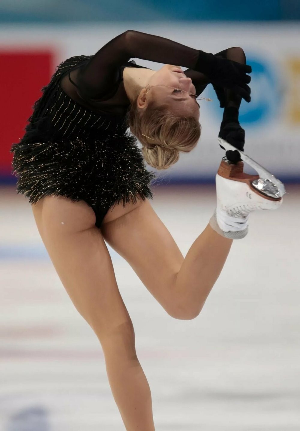 Елена Радионова (фигурное катание) стринги