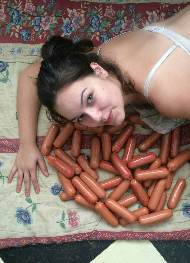 Смешная сосиска
