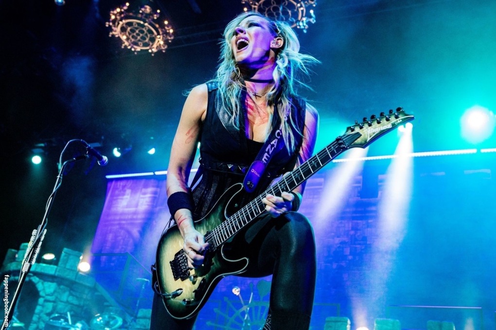 Nita Strauss