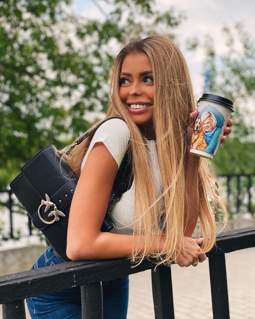 Настя Датюкова экскорт
