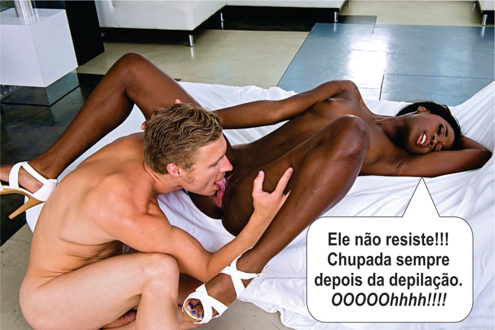 Парень лижет негритянке