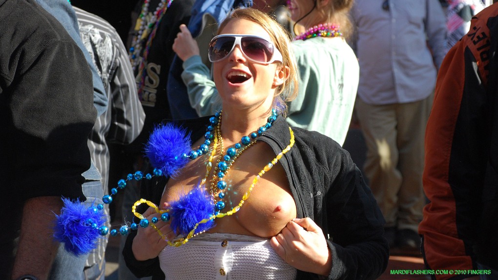 Mardi gras девушки