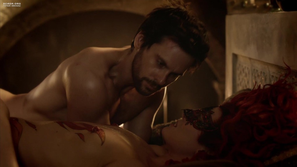 Лара Пулвер горячие