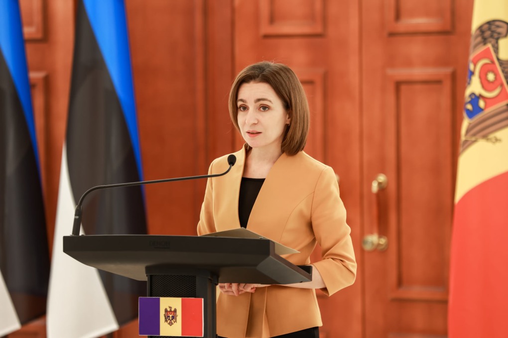 Ким ё Чжон и Наталья Поклонская Юри