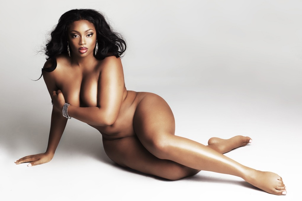София Адамс плюс сайз nude