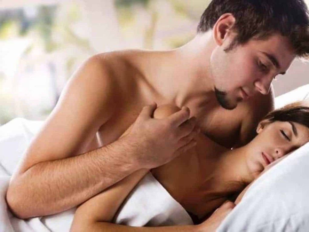 Влюбленные в постели