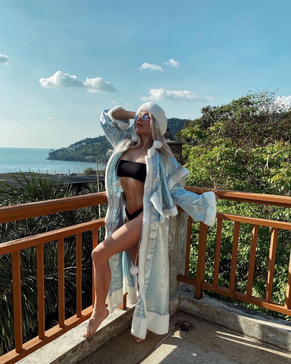 Карина кросс