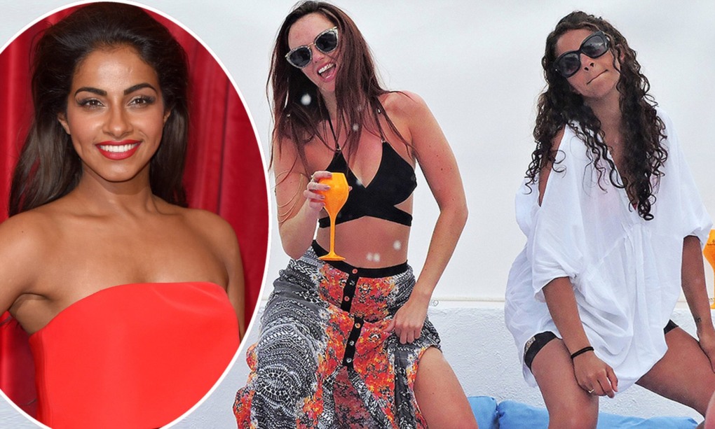 Джоди Уиттакер Мандип