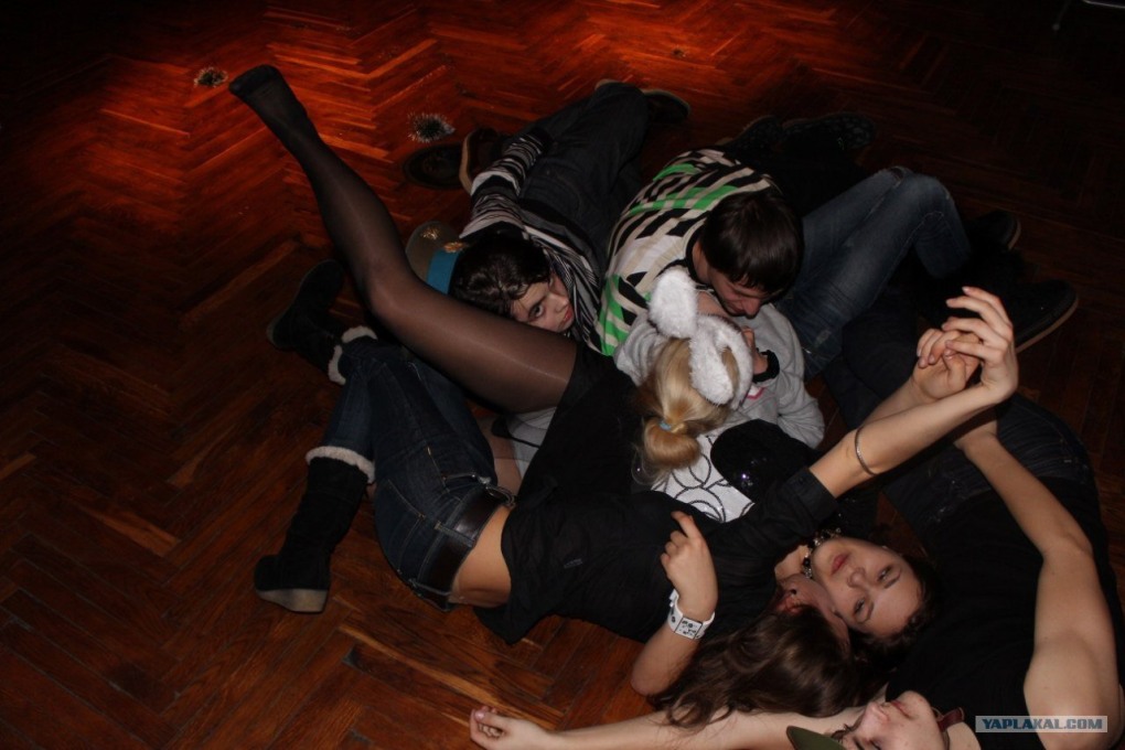 Зрелые пьяные голые бабы