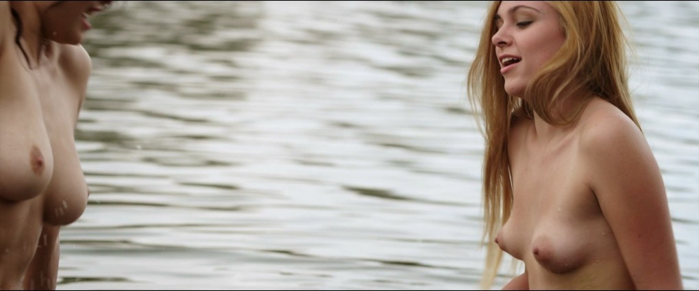 Актриса Вера Фармига голая