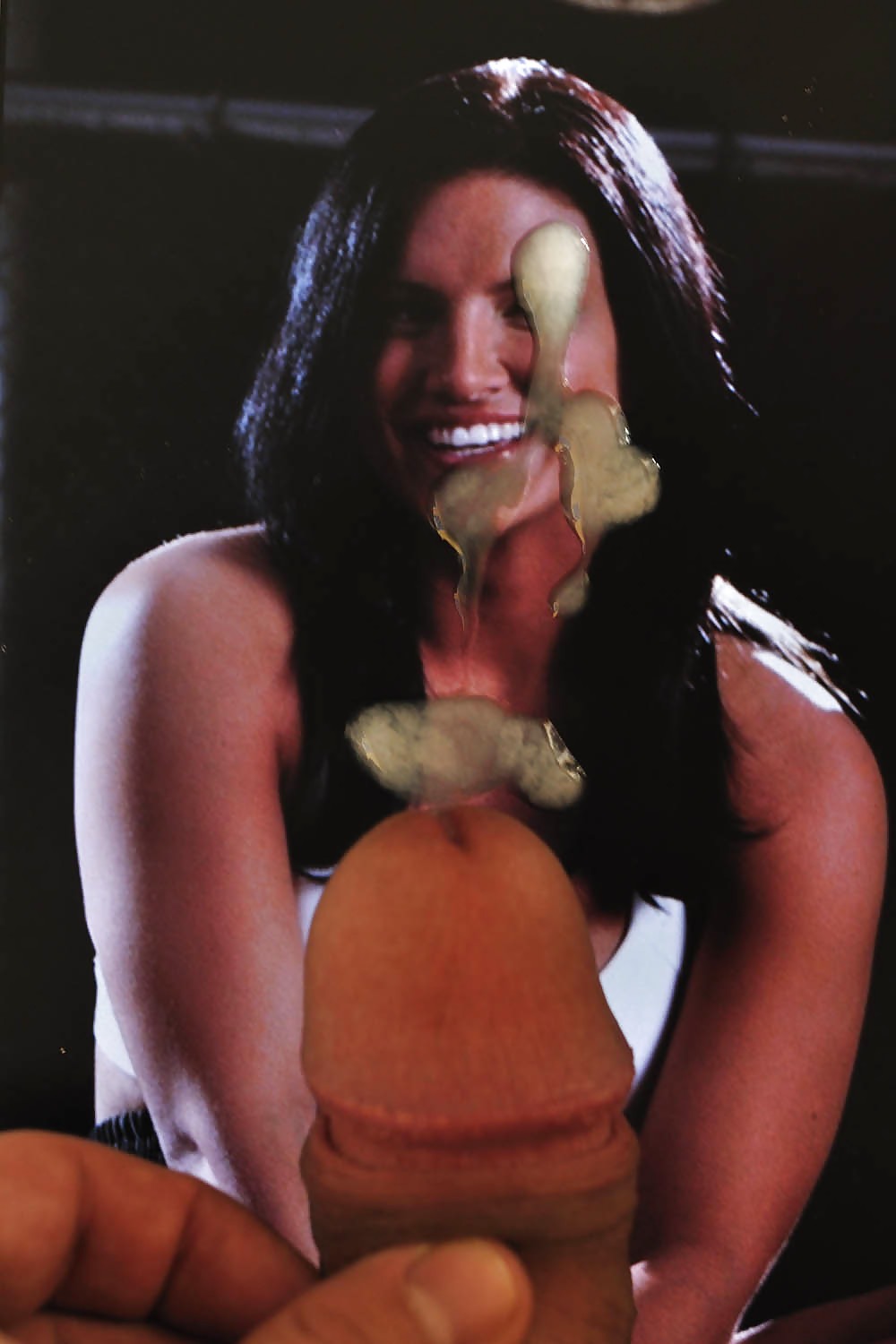 Лиза Энн в спортзале xxx