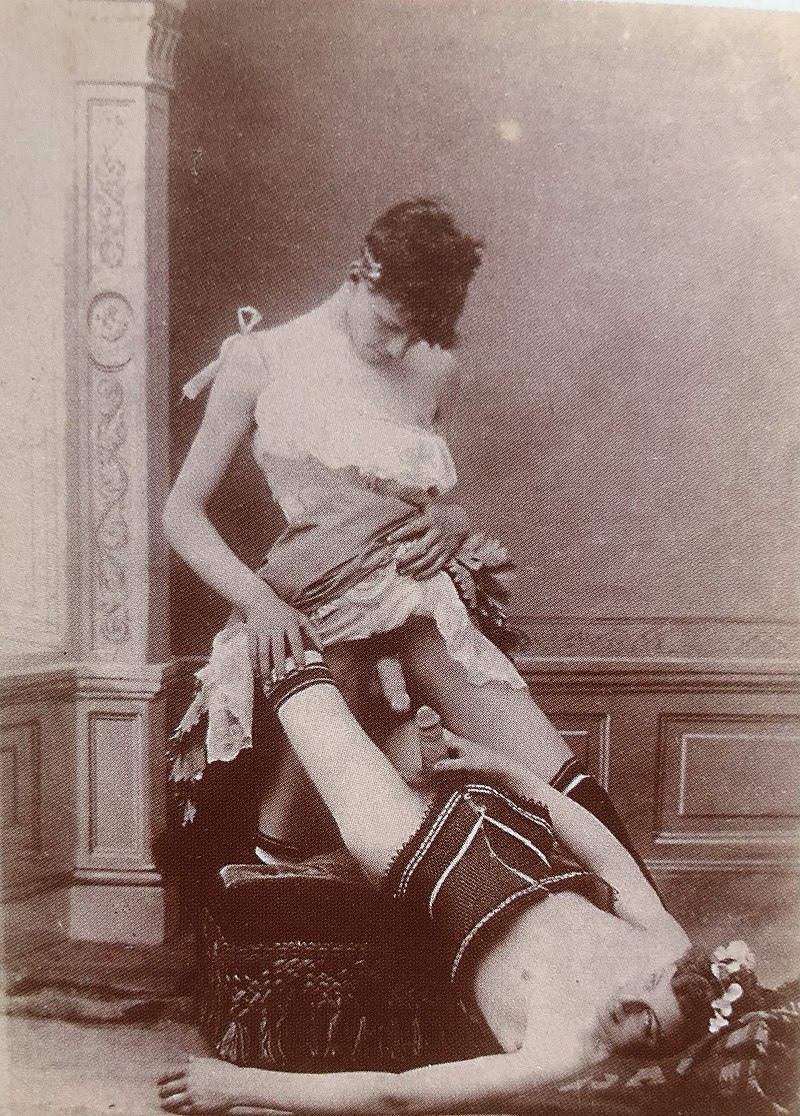 Эротические игрушки в древности