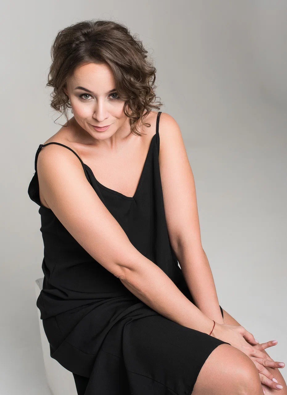 Anike Экина горячие