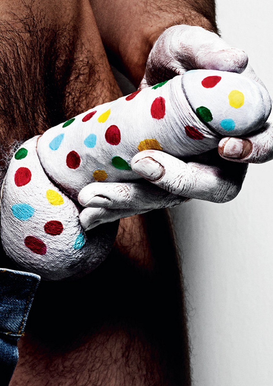 Мужской член разрисованный