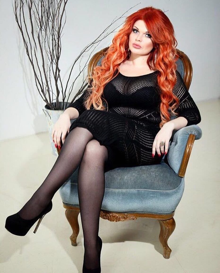 Юлия Рыбакова фото ню