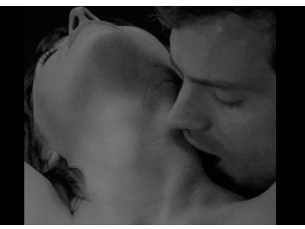 Раздетые женщины в возрасте