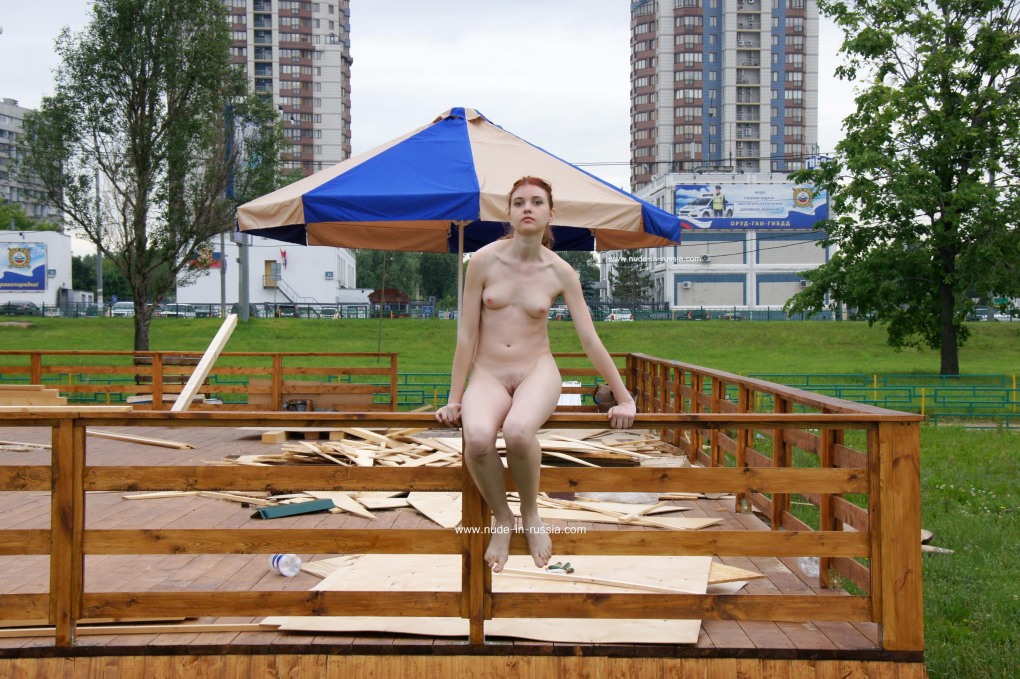 Нудистка Инга серебрянный Бор