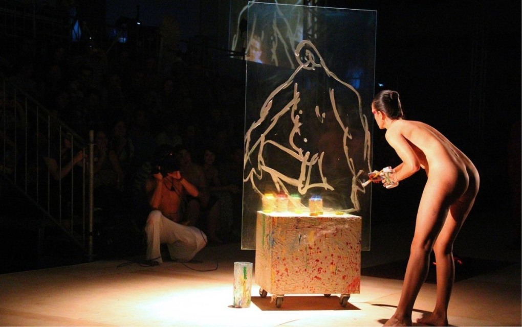 Male nude Theatre голый театр Бродвей
