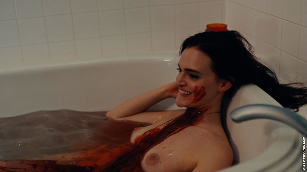 Голая Мадлен Брюэр Madeline Brewer