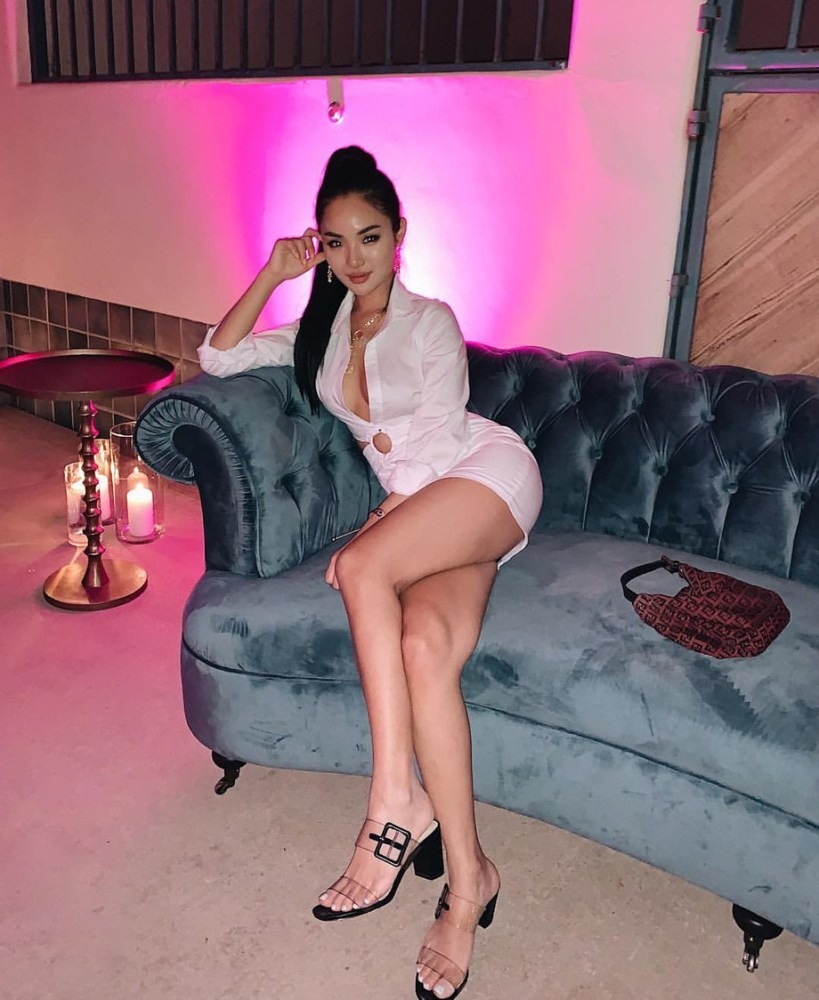 Munisa Rizayeva sekislar